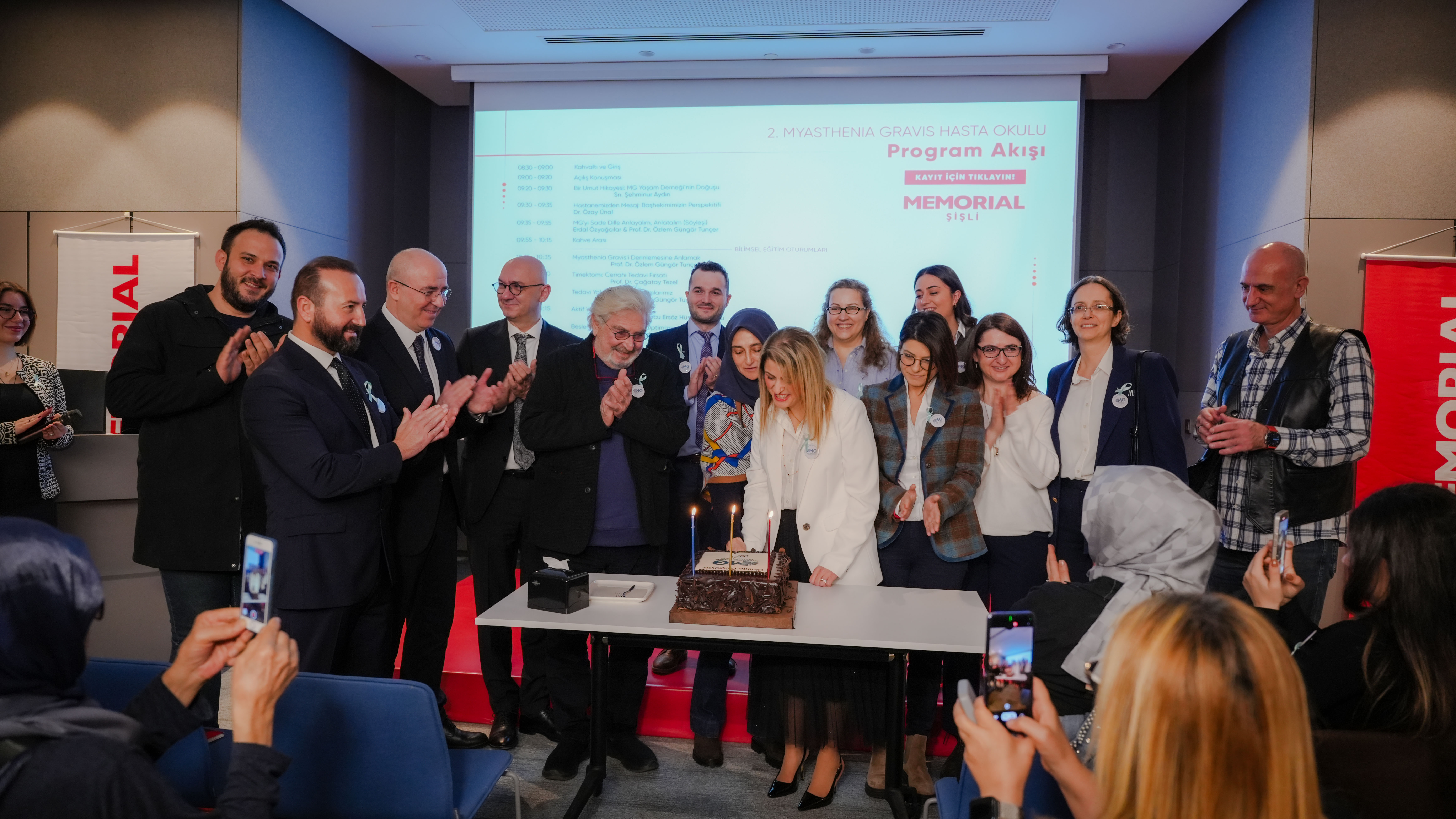 2. Myasthenia Gravis Hasta Okulu